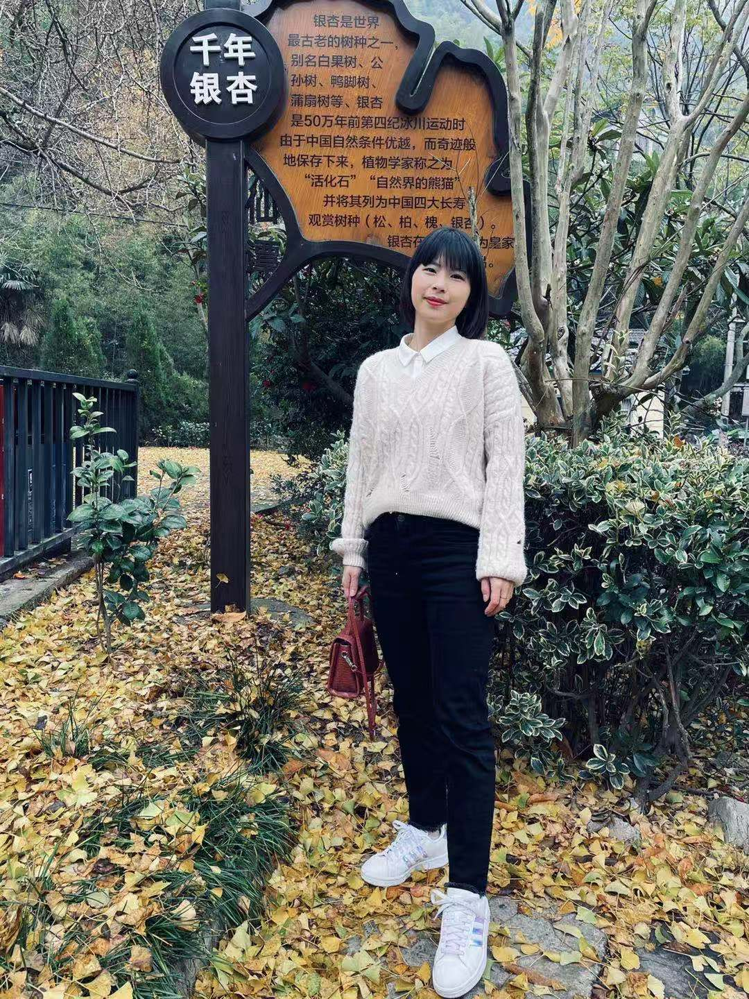 杨亚玲.jpg